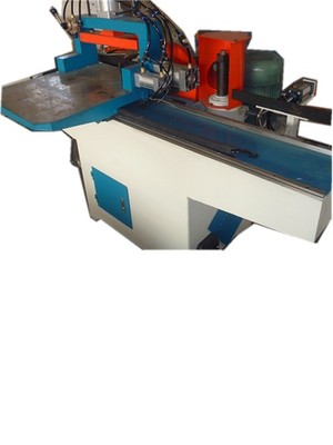 木工機械梳齒機與接木機設備在建筑機械中的應用